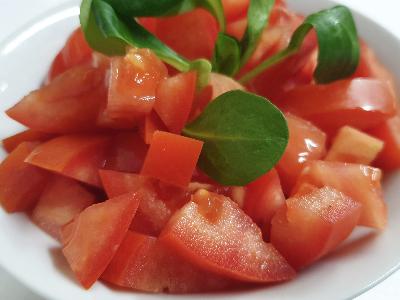 Paradajz salata